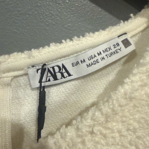 *NEW WITH TAGS* Zara Women's Size M Textured Mini Dress - Picture 7 of 10